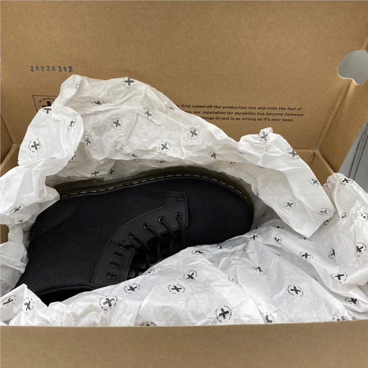 Dr. Martens shoes - Air Wair Aw004 - Air Wair - Aw004 - Black (UPC: 0190665292800) 10