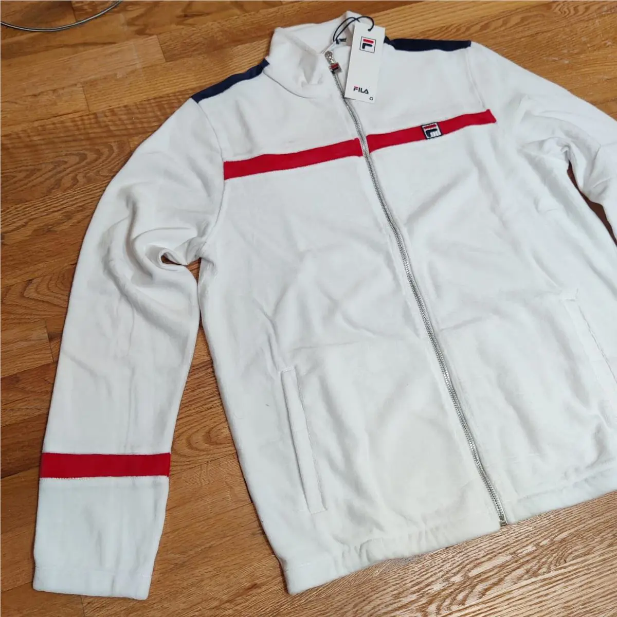 Fila clothing - White 6