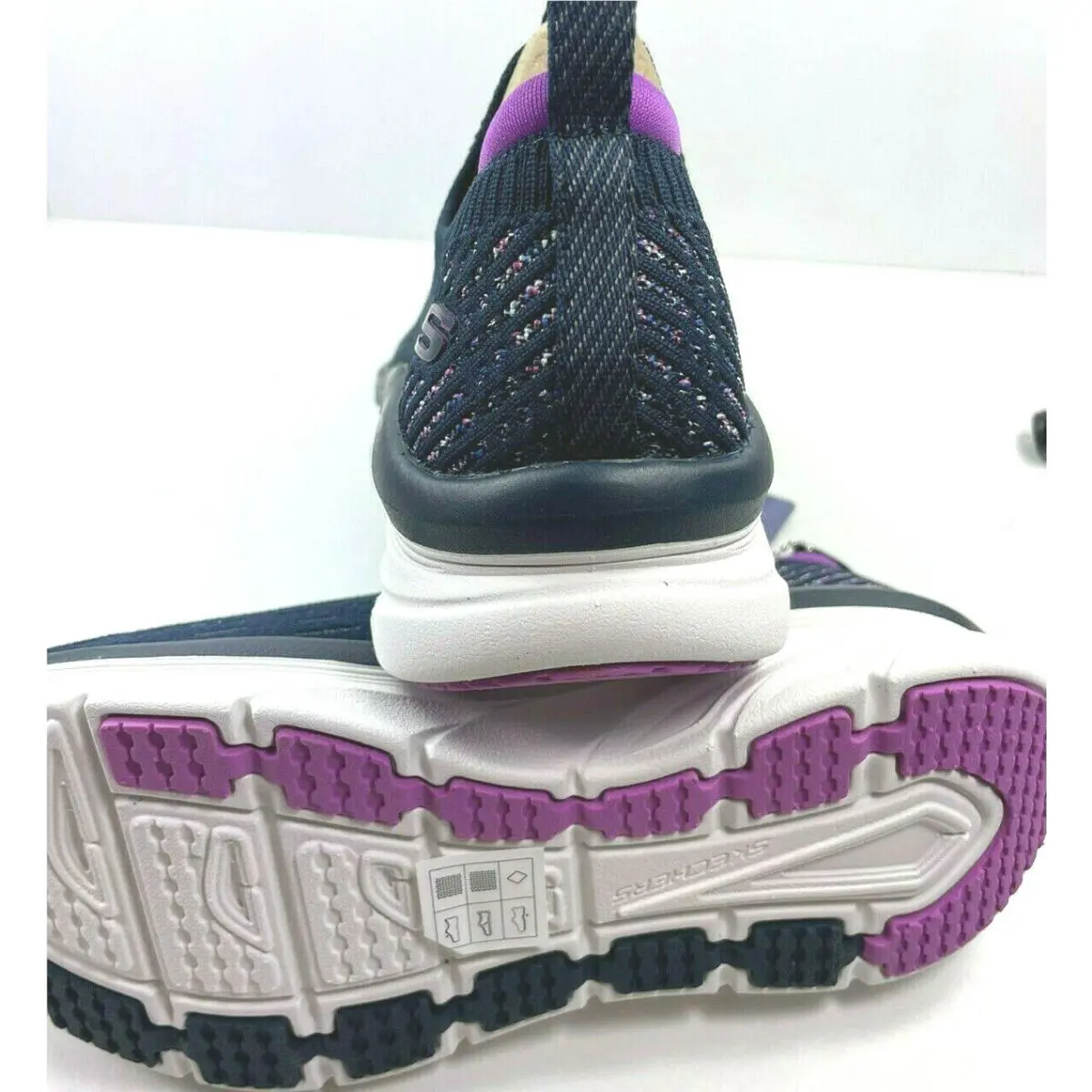 Skechers shoes - D`Lux Walker - Walker - Purple 16