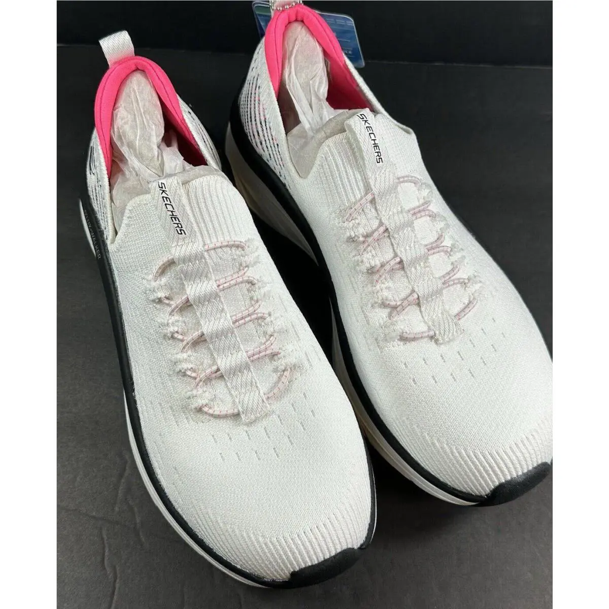 Skechers shoes - D`Lux Walker - Walker - White 8