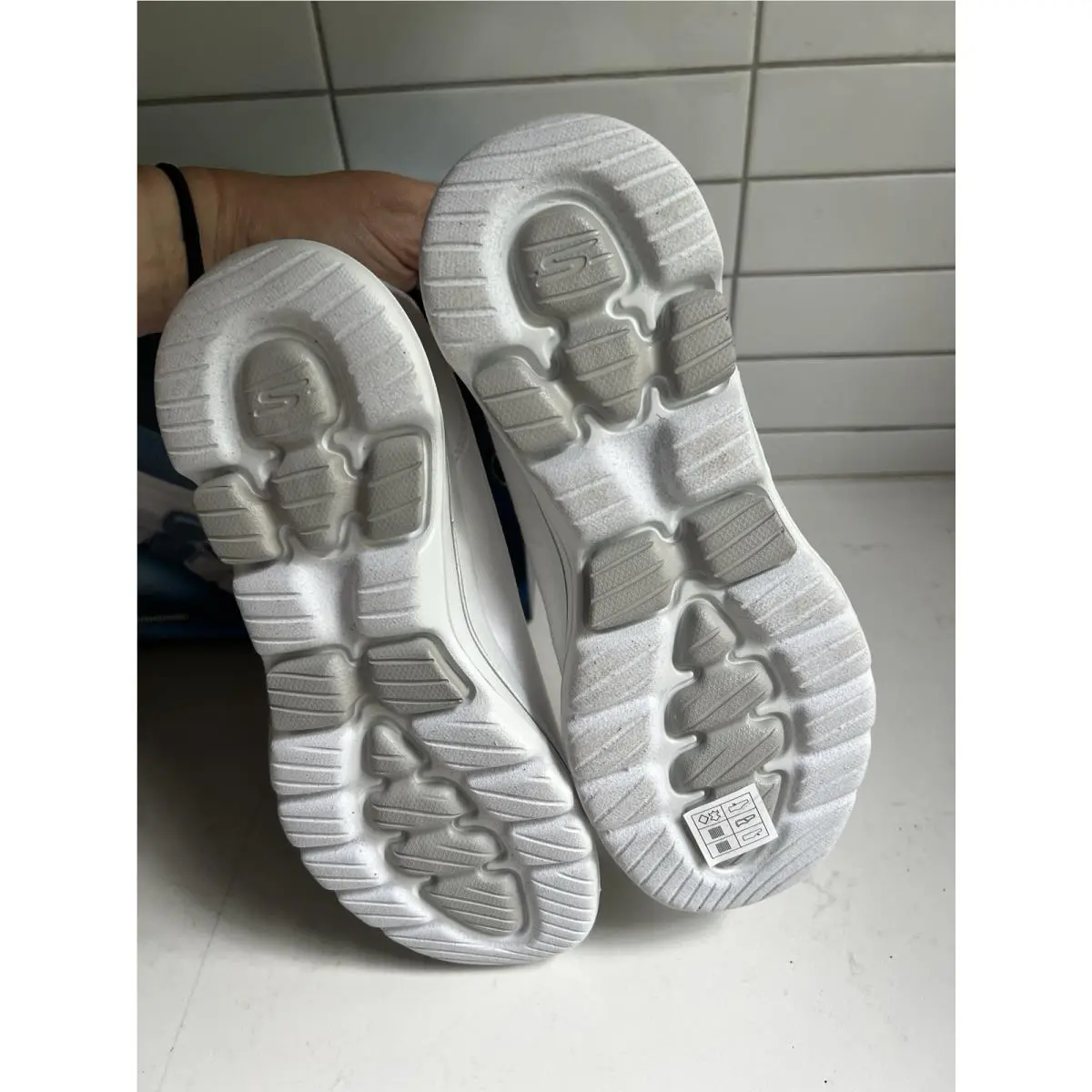 Skechers shoes - SKECHERS GO WALK Joy - WALK Joy - 124187 - White 4