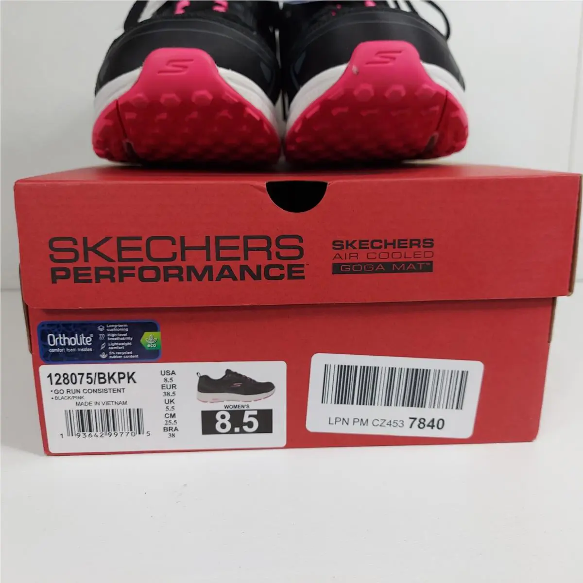Skechers shoes - Skechers Go Run Consistent - Run Consistent - 128075 - Black 0
