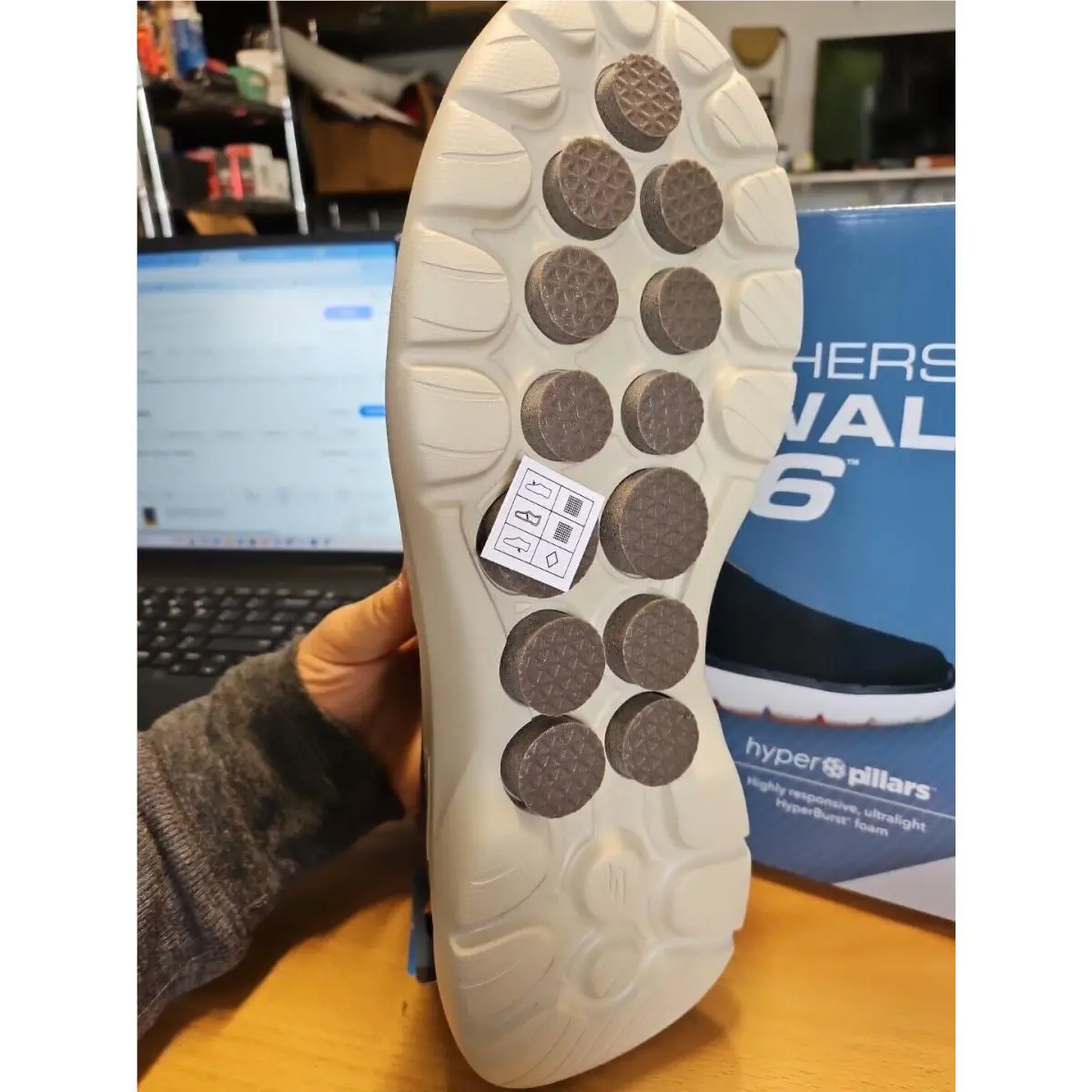 Skechers shoes - Men`s Easy On Slip-ins GOwalk 6 - A622619 - taupe (UPC: 196311676550) 9
