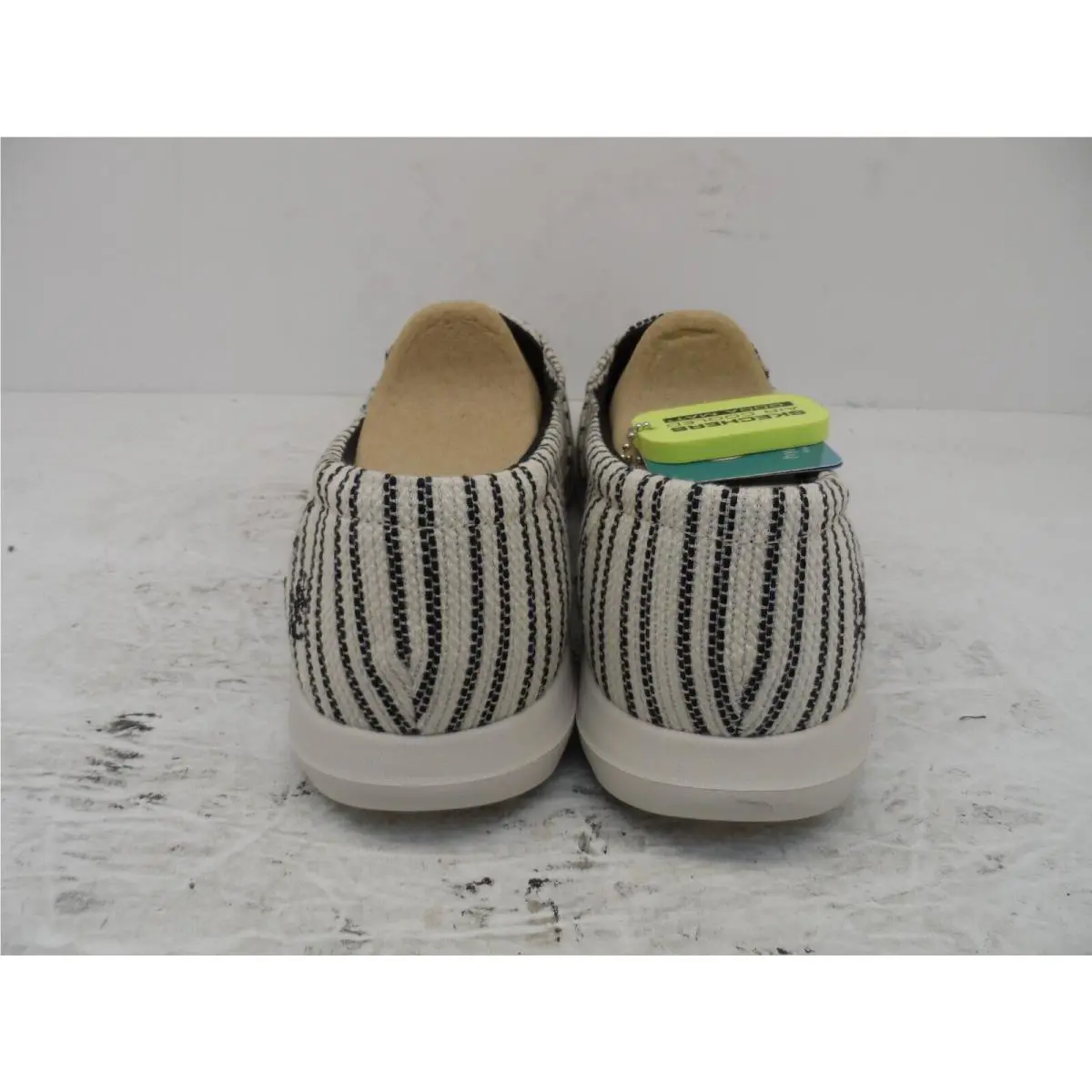 Skechers shoes - On The Go 2.0 Paloma - White/Black (UPC: 195969586426) 1
