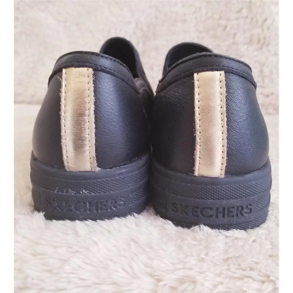 Skechers shoes - Black/Gold 3