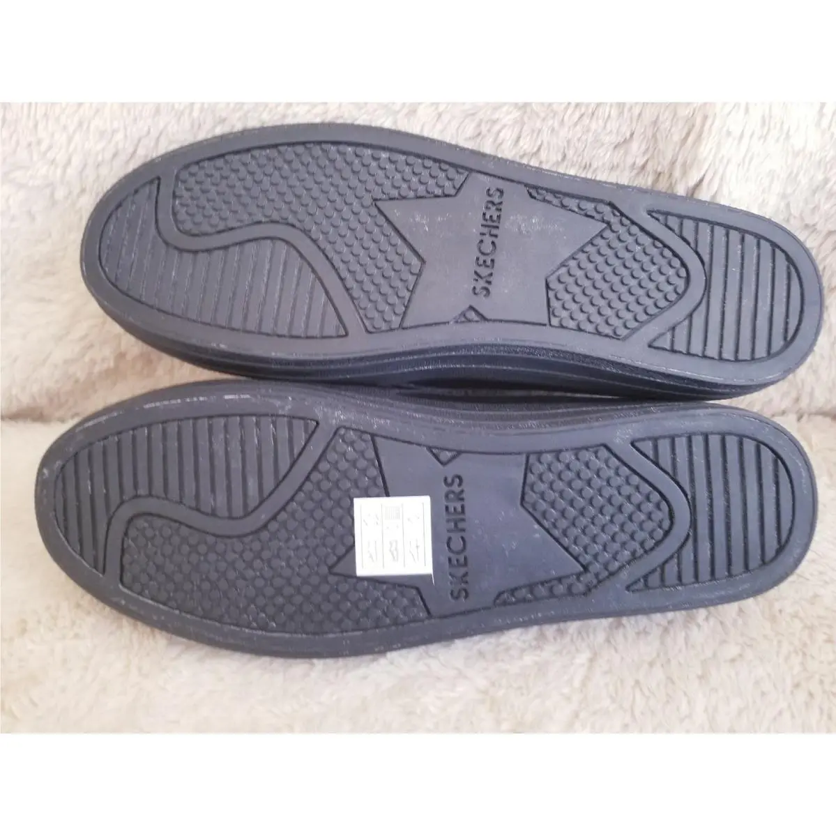 Skechers shoes - Black/Gold 4