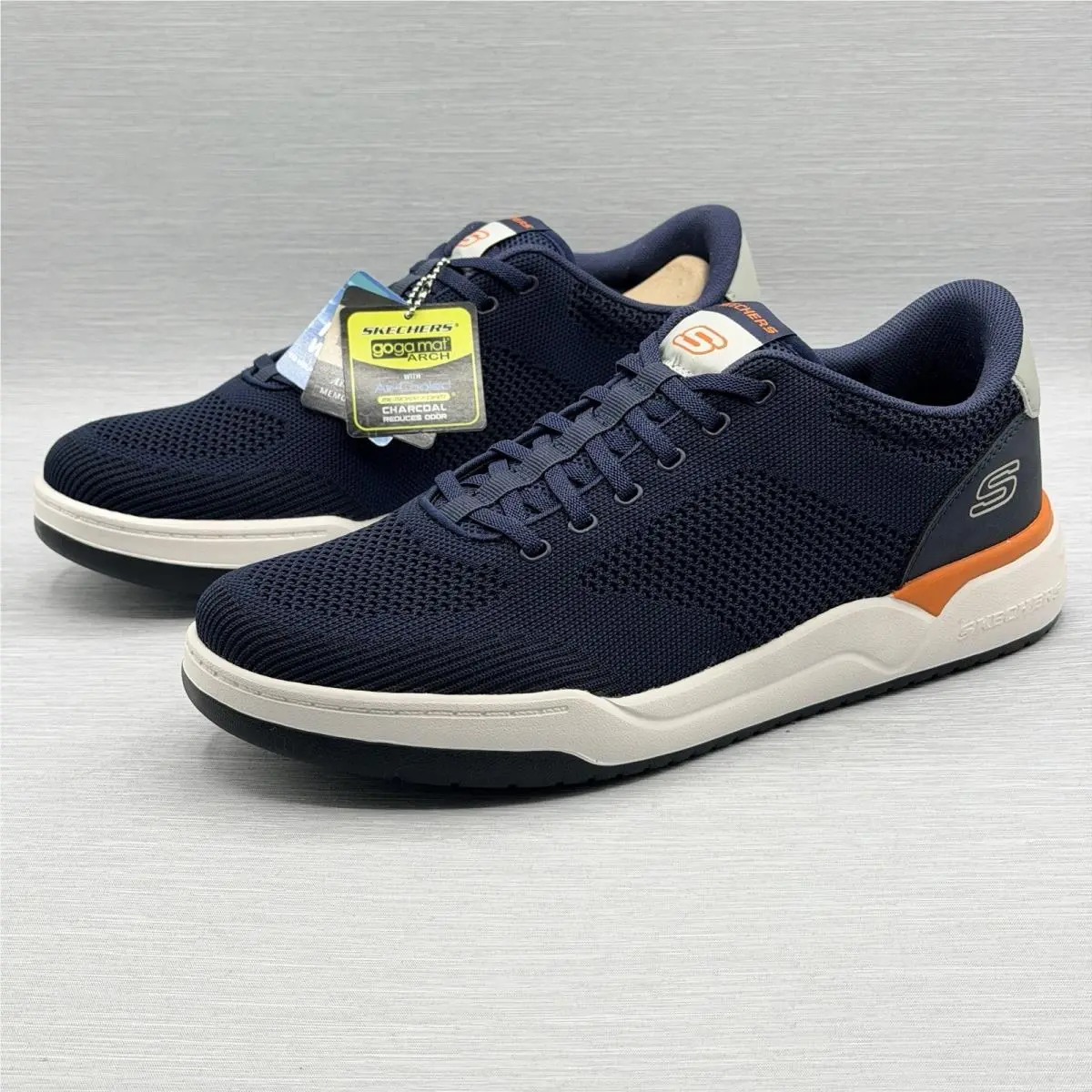 Skechers Relaxed Fit Men`s 10.5 Blue Navy Sneakers No Tie Memory Foam 210793 - Blue