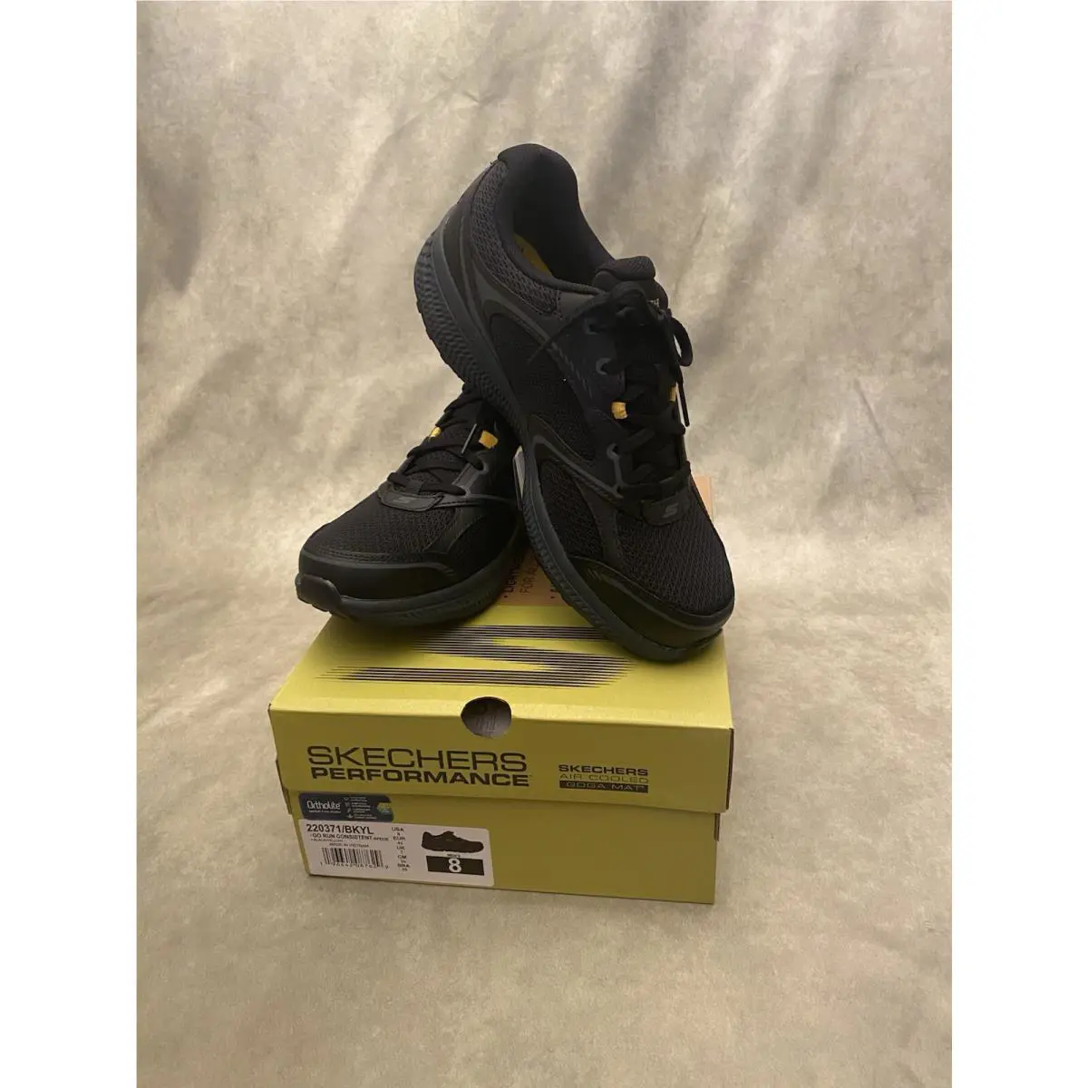 Skechers shoes - SKECHERS GO RUN CONSISTENT - RUN CONSISTENT - Black 8