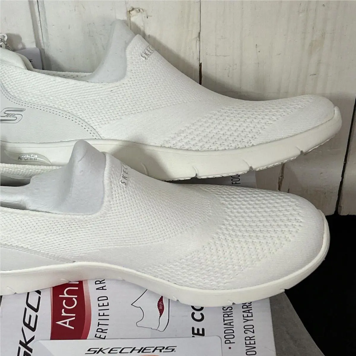 Skechers shoes - Skechers Air-Cooled Arch Fit - Arch Fit - White 2