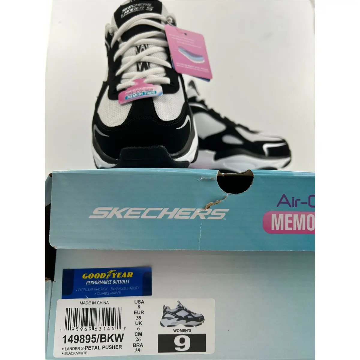 Skechers shoes - White 1