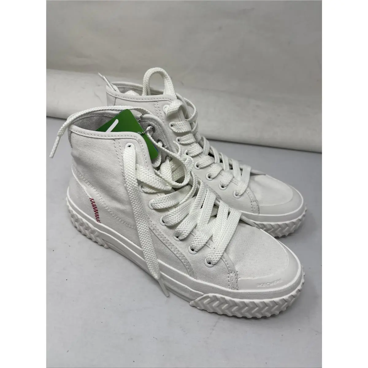 Skechers shoes - Street Trax Canvas Hi-Tread Casual Sneakers - White 0