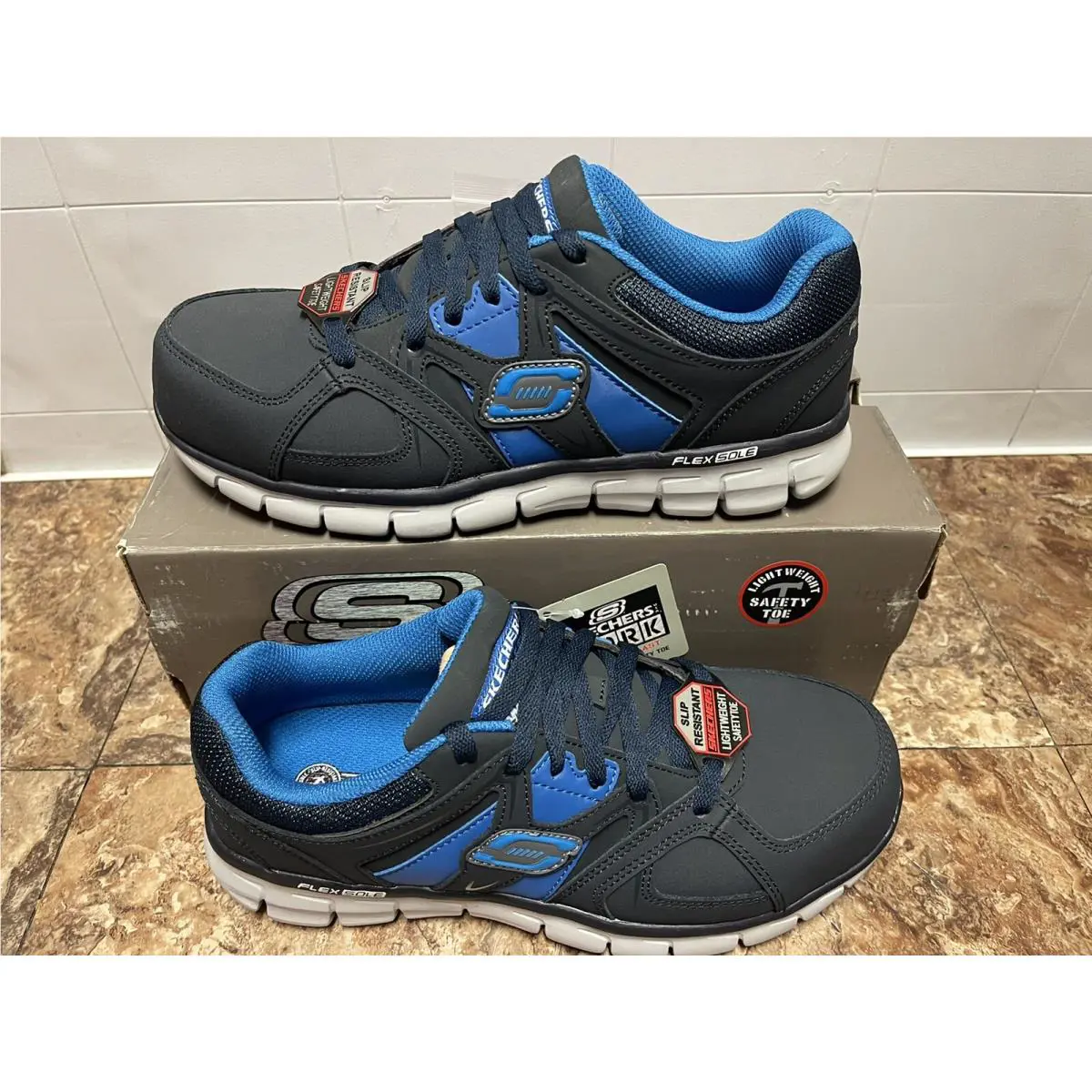 Skechers Larry Men`s Maxtrax Slip Resistant Athletic Sneaker 8.5 - Navy/blue