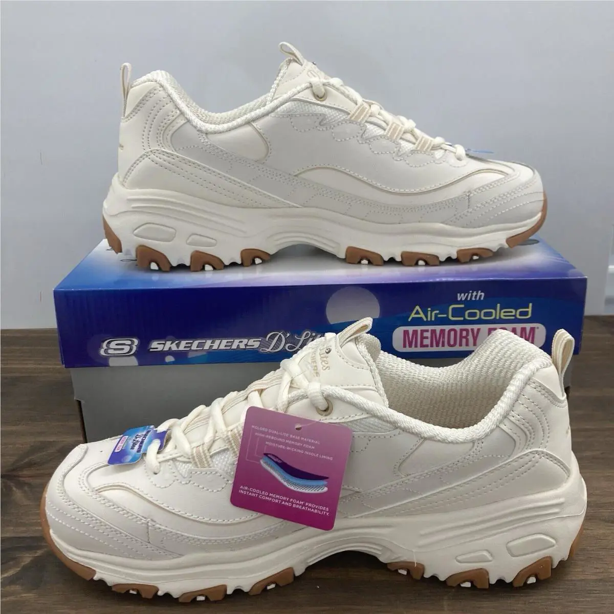 Skechers shoes - SKECHERS D`Lites - 149807 - White 0