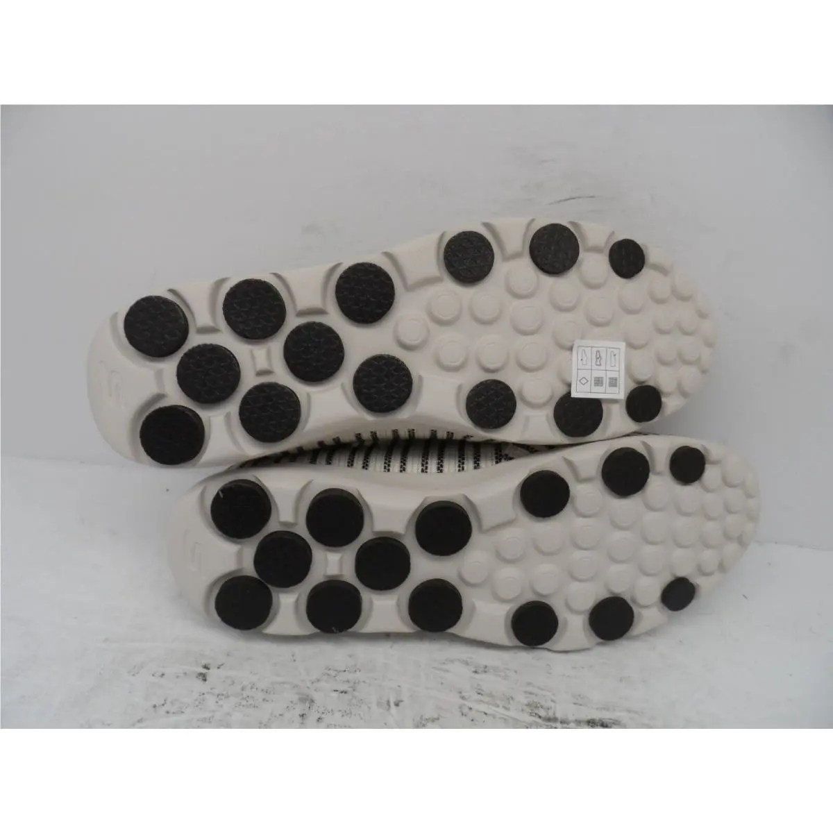 Skechers shoes - On The Go 2.0 Paloma - White/Black (UPC: 195969586372) 3