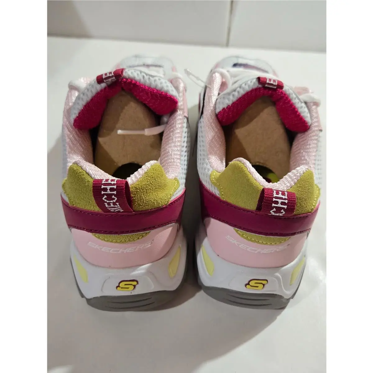 Skechers shoes - D`Lites - White and Pink 2