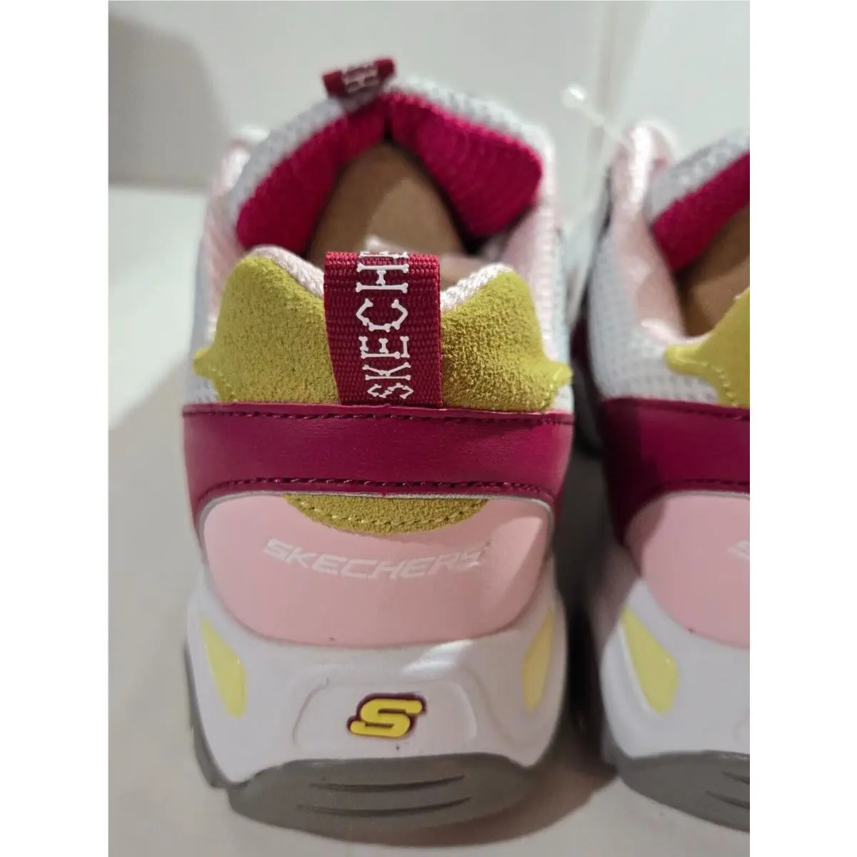 Skechers shoes - D`Lites - White and Pink 3