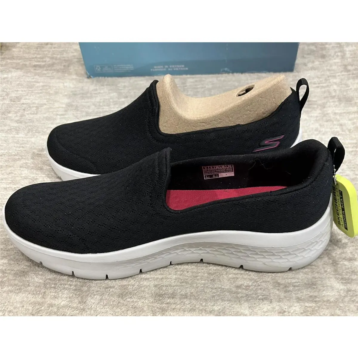 Skechers shoes - Skechers GoWalk Flex-Ocean Wind - GoWalk Wind - Black & White bottoms 10