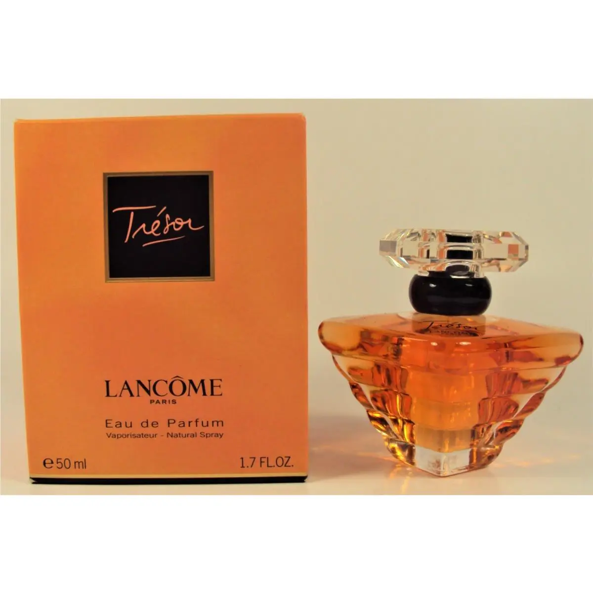 Tresor by Lancome Eau de Parfum Spray 1.7 oz / 50 ml Older Version