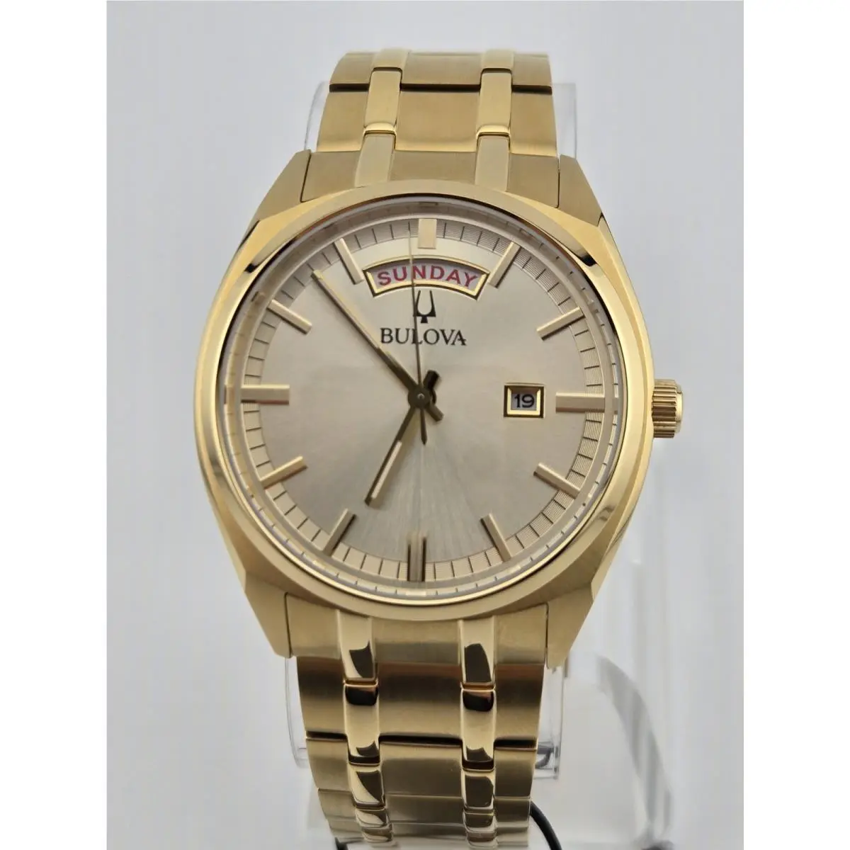 Bulova - Gold Surveyor Classic Stainless Steel Men`s Quartz Watch - 97C115