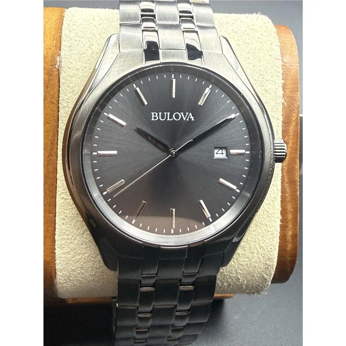 Bulova 98B288 Classic Men`s Watch - Gray Dial Gunmetal Steel - W/ Box