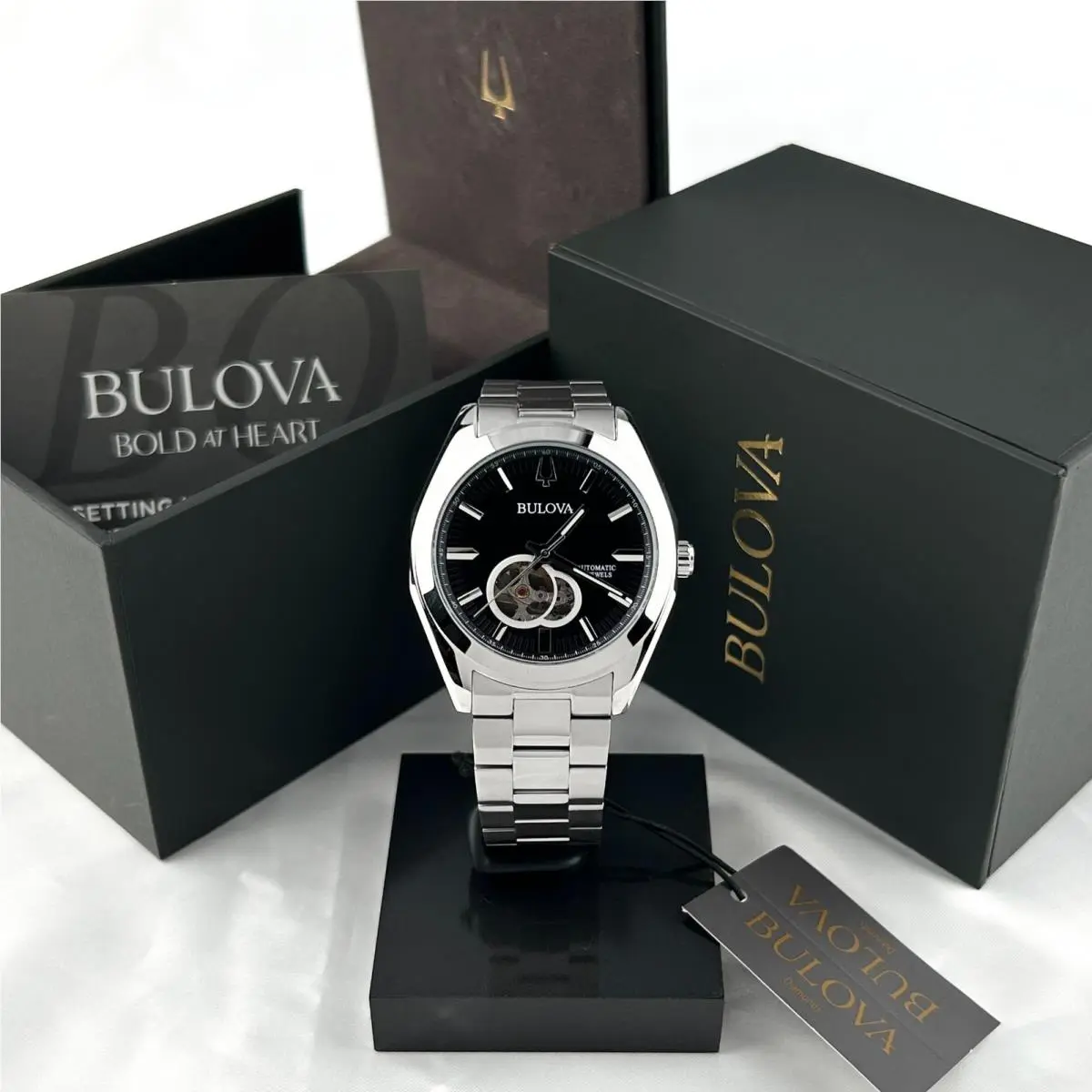 Bulova Classic Surveyor 96A270 Black Dial Men`s Automatic Watch 42mm