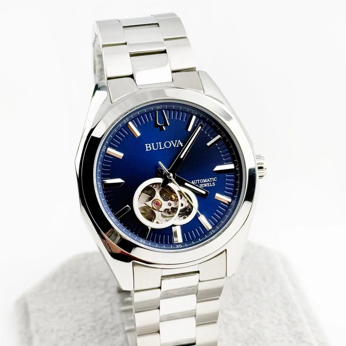 Bulova Surveyor Classic Automatic Exquisite Fashion Men`s Watch 42 mm 96A275 - Dial: Blue, Band: Silver, Bezel: Silver