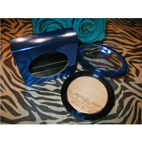 Mac Mineralize or Extra Dimension Skinfinish Select Shade From Drop Menu Oh, Darling by MAC Cosmetics