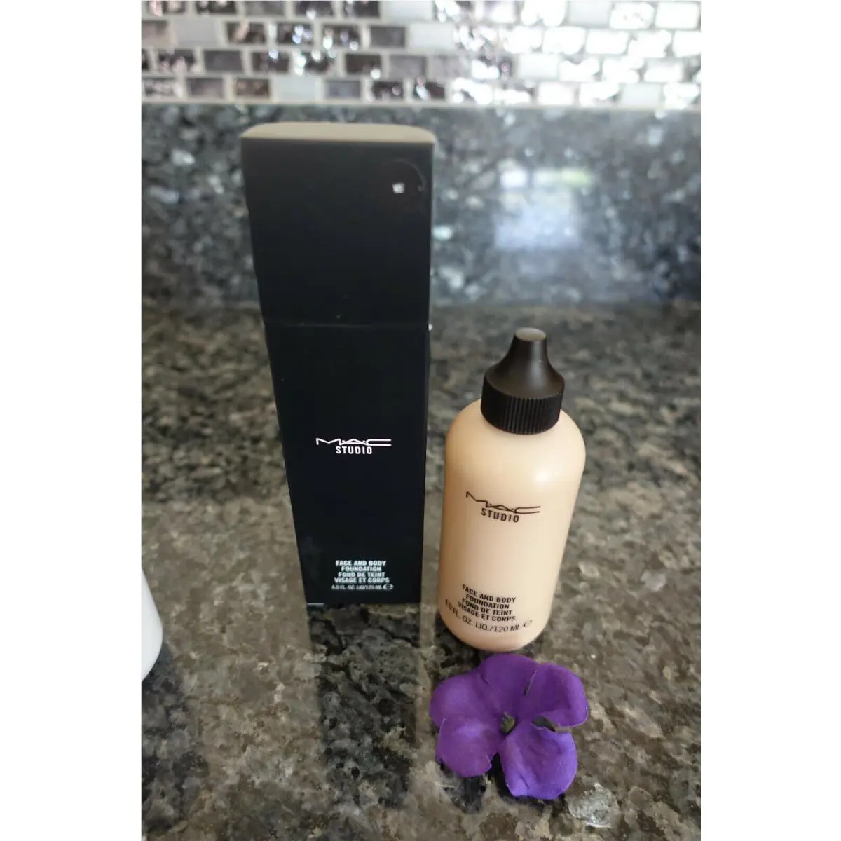 Mac Studio Face and Body Foundation 4oz Huge Select Your Shade N2 by MAC Cosmetics