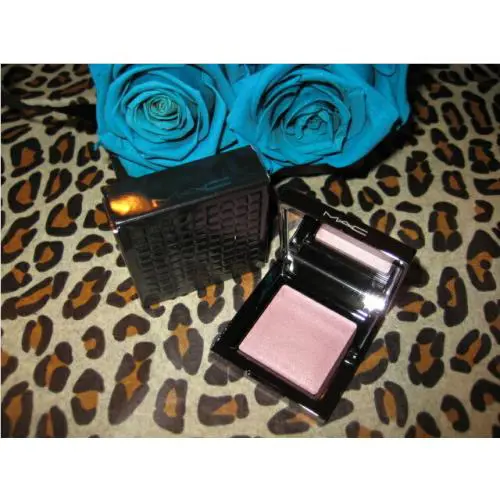 Mac Couture Collection Limited Edition Rare Choose Item From Menu Rare & Refined Highlighter by MAC Cosmetics