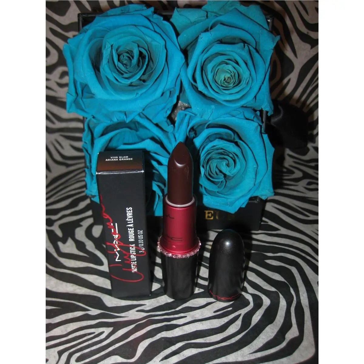 Mac Matte Lipstick Viva Glam Ariana Grande Rhinestone Crystal
