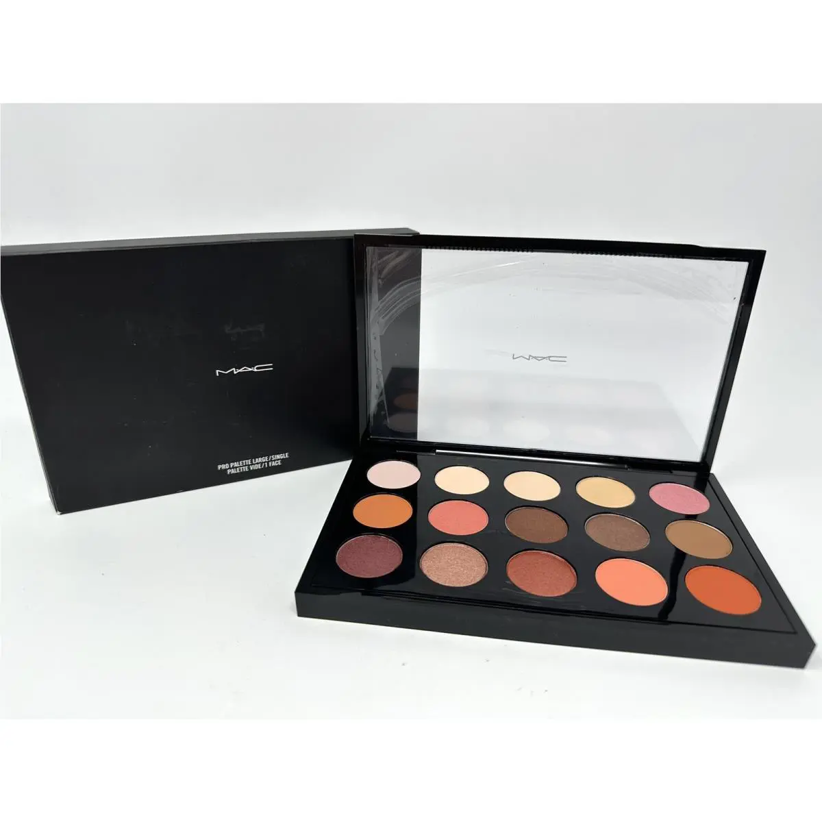 Mac Pro Palette Large/eye Shadow Palette with 15 Colors
