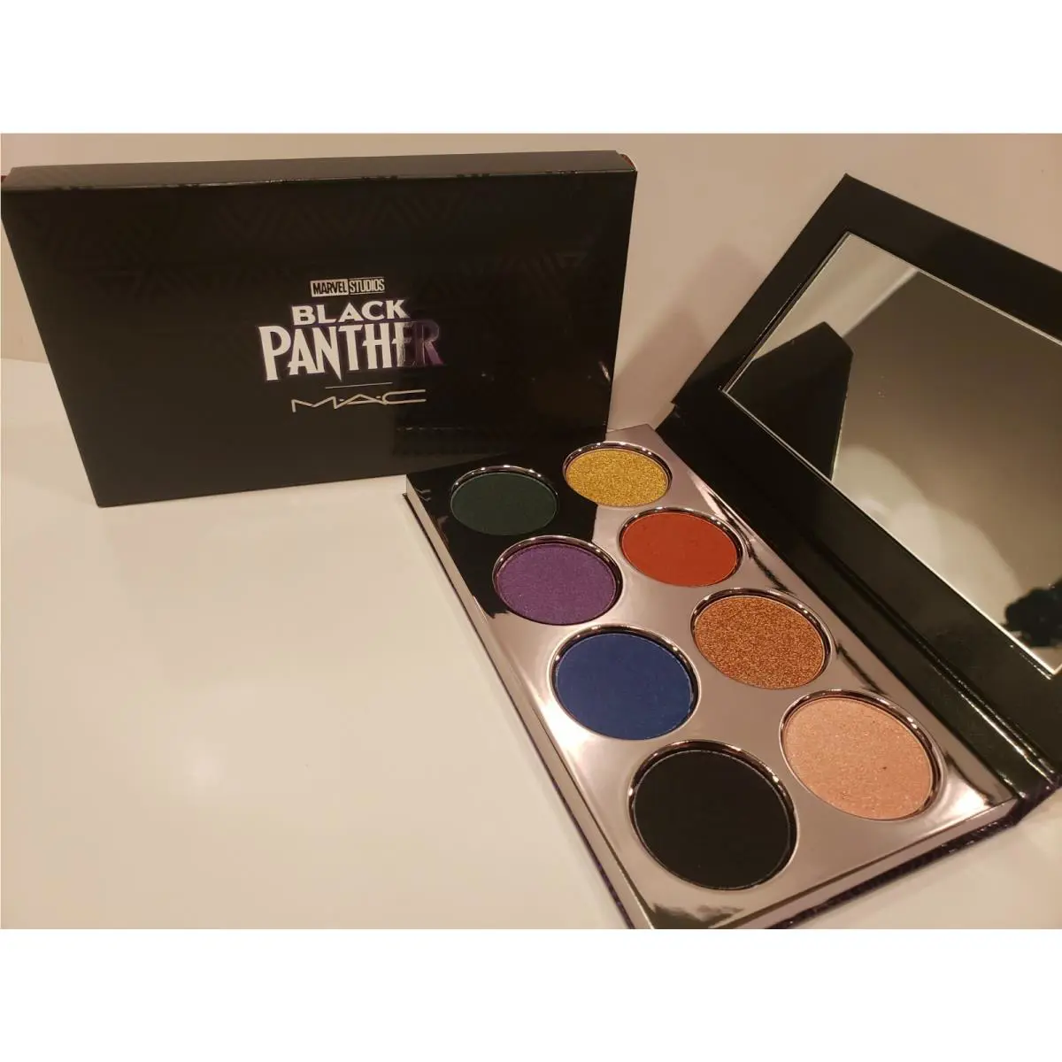 Mac x Marvel Black Panther 8 Color Eyeshadow Palette 0.5 oz