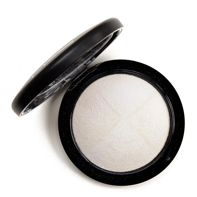 Mac Cosmetics Mineralized Skinfinish Barely Dressed