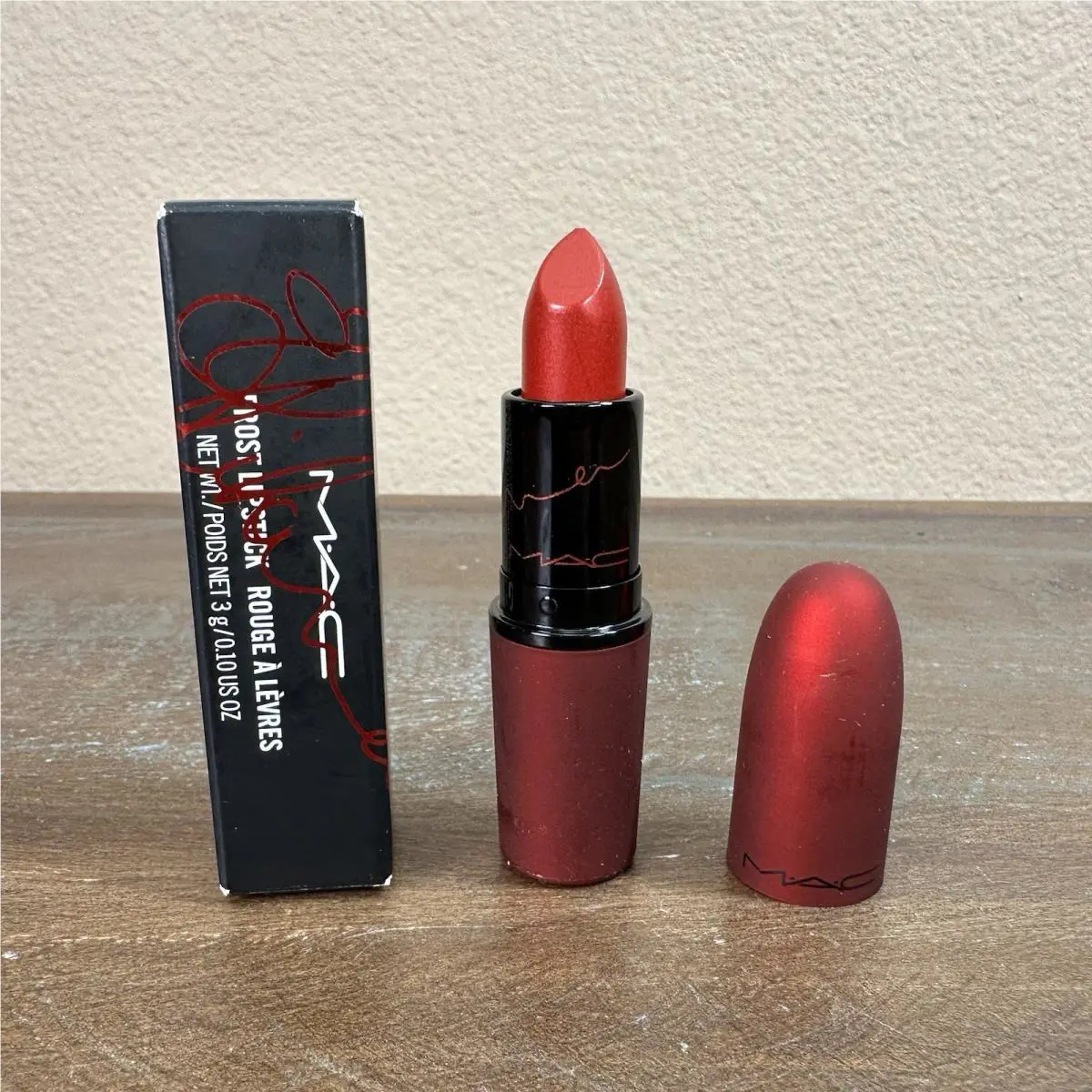 Mac Cosmetics Viva Glam Rihanna Frost Lipstick Limited Edition Old Stock