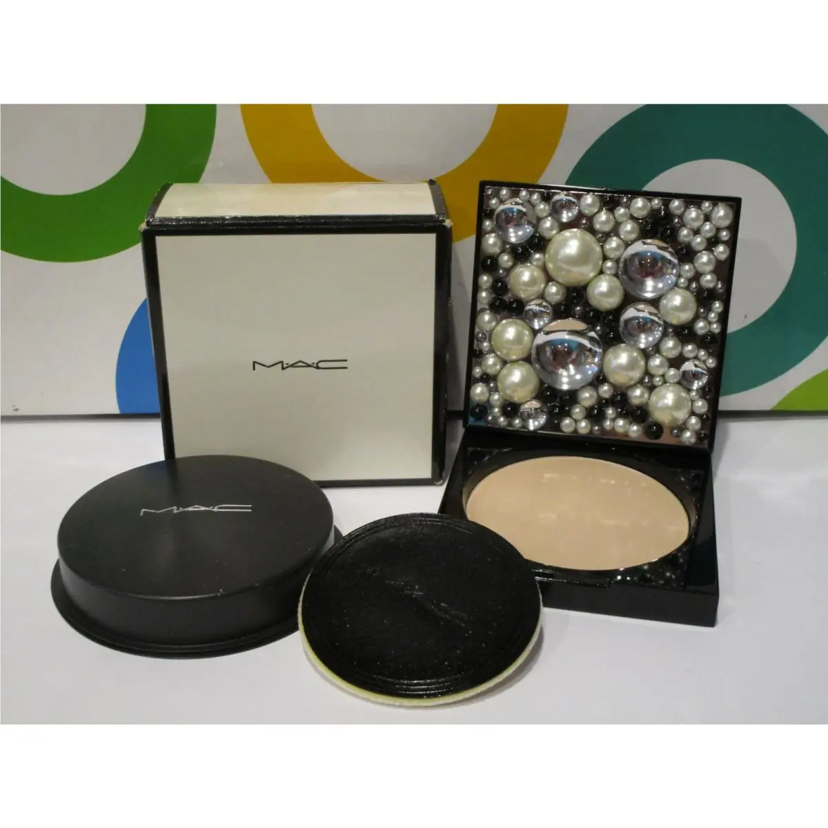 Mac Sheer Mystery Powder + 1 Refill Model Chic 0.28 OZ Boxed