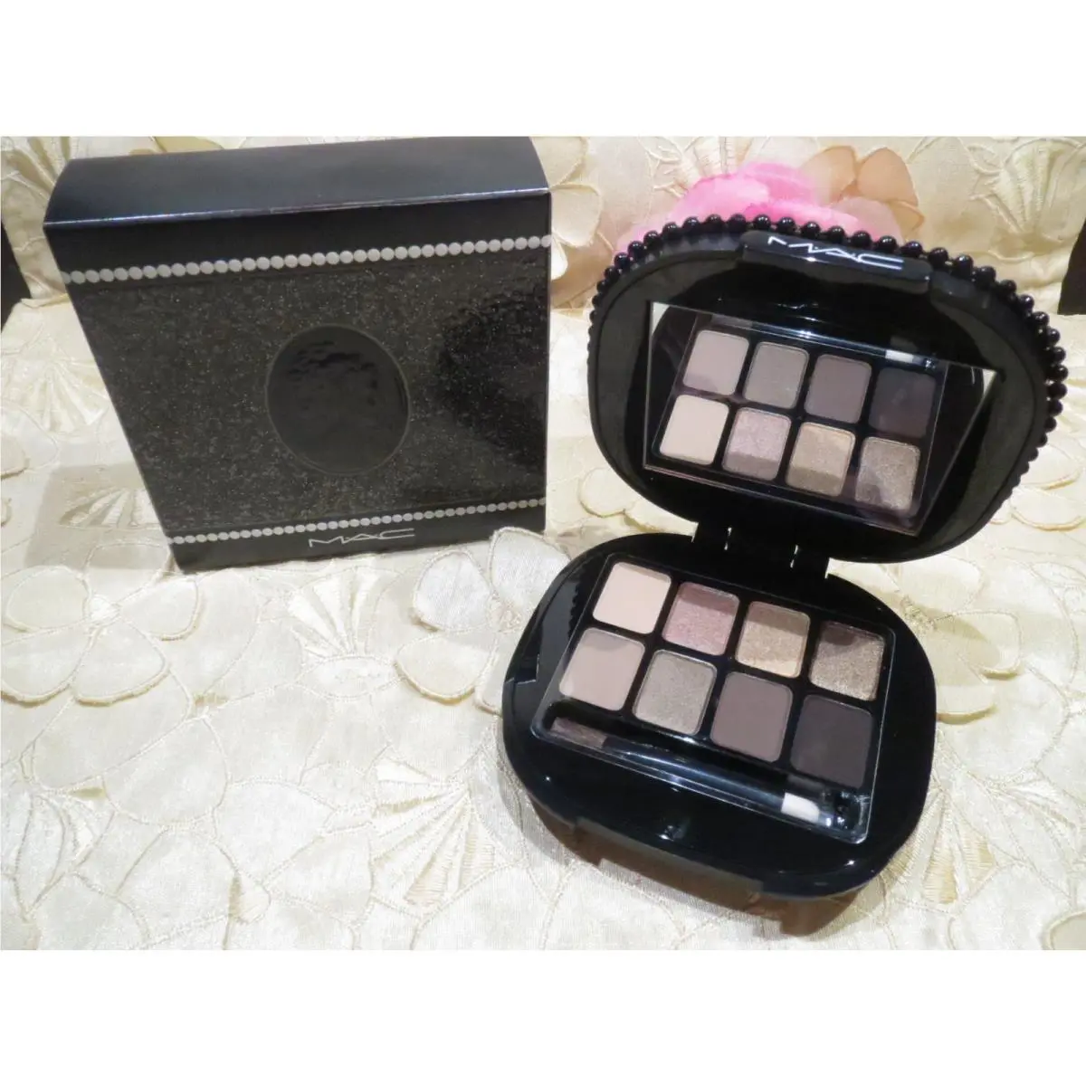 Mac-keepsakes-beige Eyes-palette-limited EDITION-100% Authentic-nib