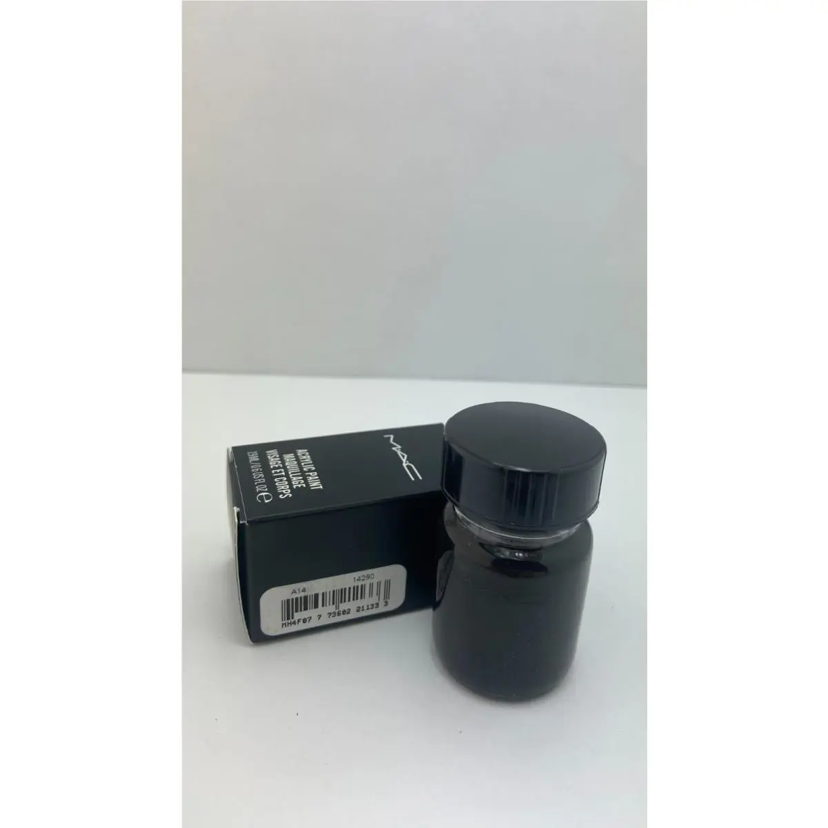 Mac Acrylic Paint - Black Black 19ml