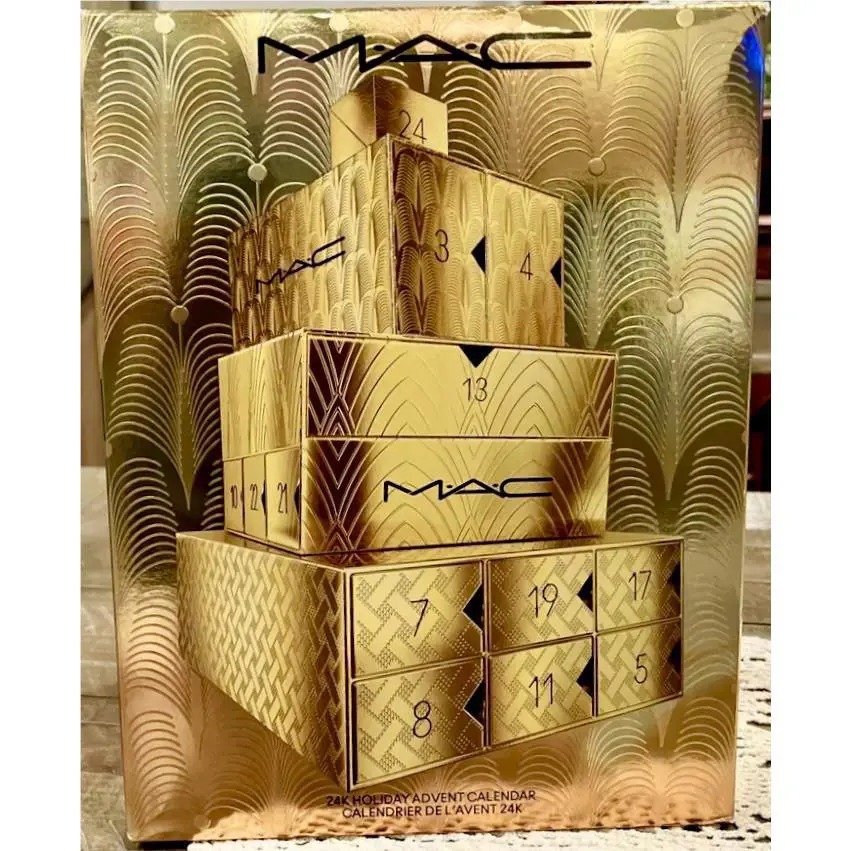 Mac Cosmetics 2024 Holiday Advent Calendar - Gift Makeup Set