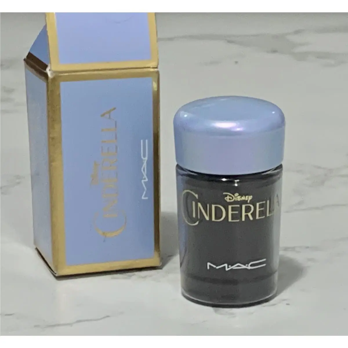 Mac Cinderella Pigment Powder Evil Stepmother Disney 2015 m35
