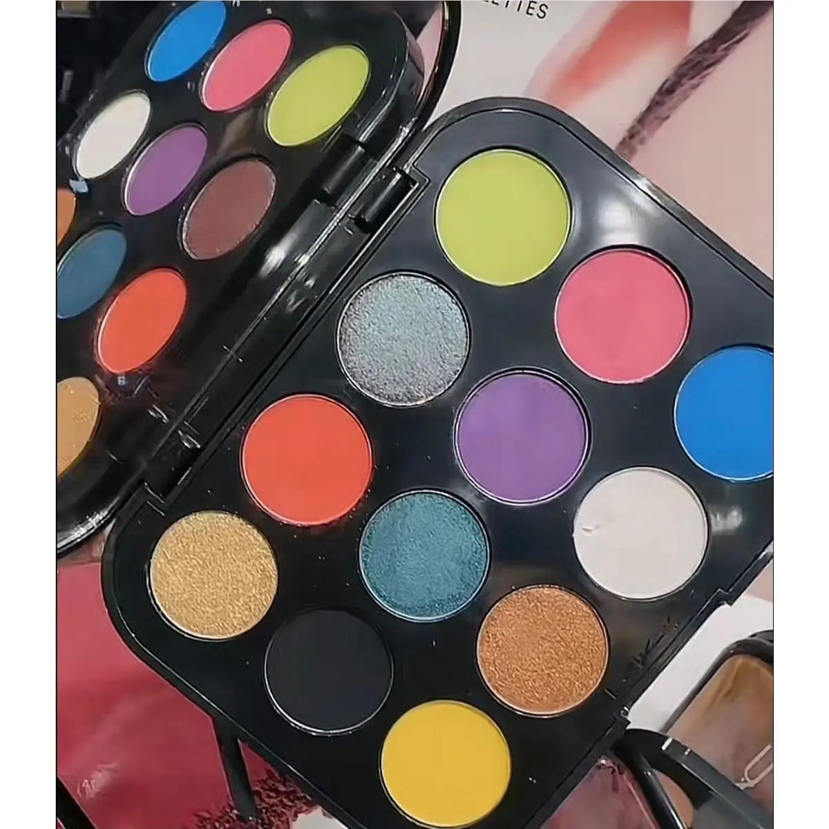 Mac Hi-fi Colour Eye Shadow Palette