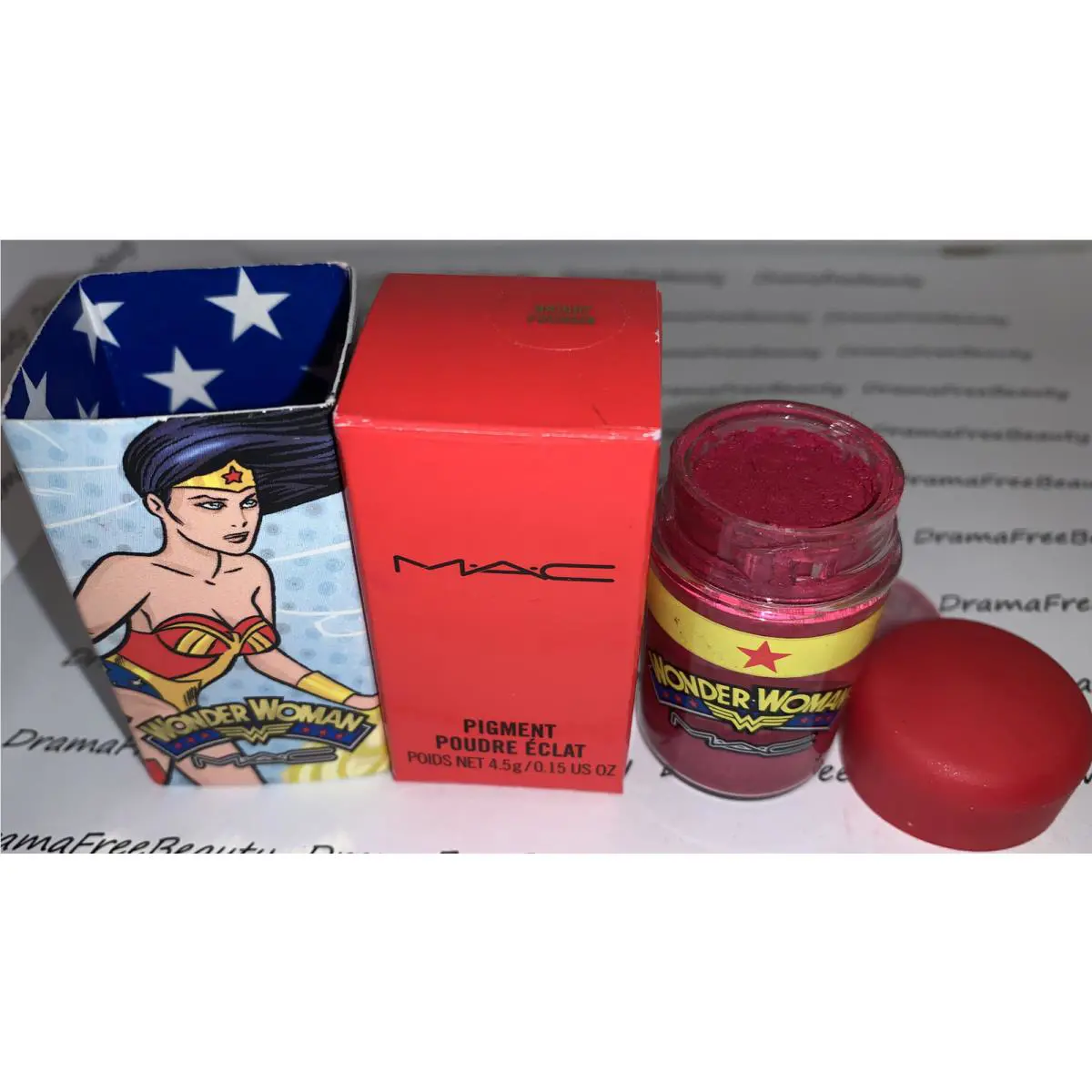 Mac Limited Edition Wonder Woman Loose Pigment Powder Bright Fuchsia Pink