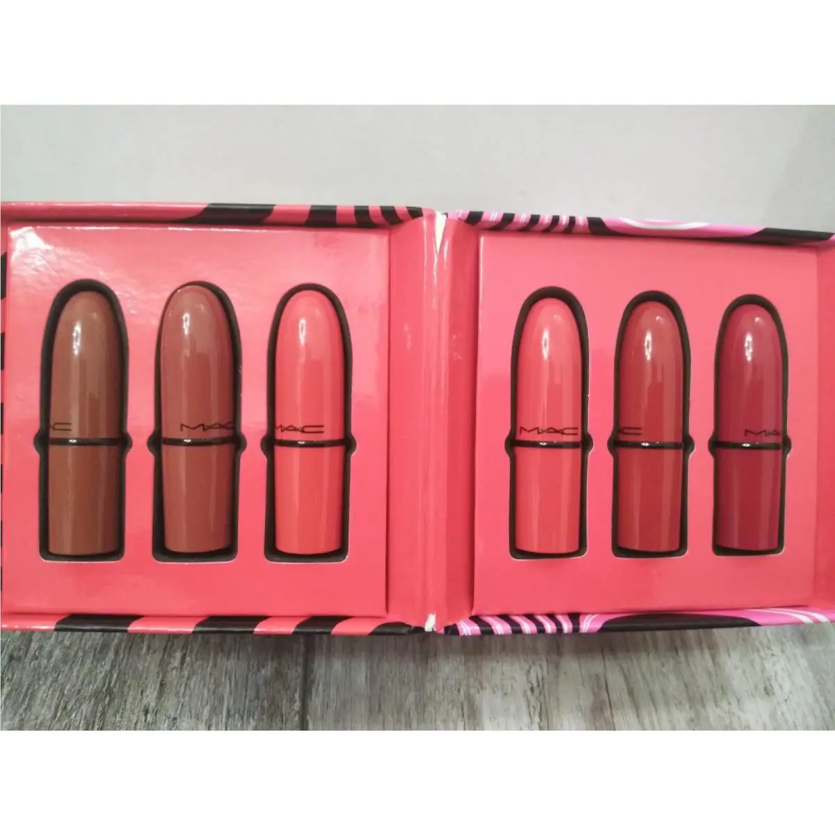 Mac Cosmetics M.a.c The Ultimate Trick Mini Lipstick X6 Vault Hypnotizing Holiday Vtg