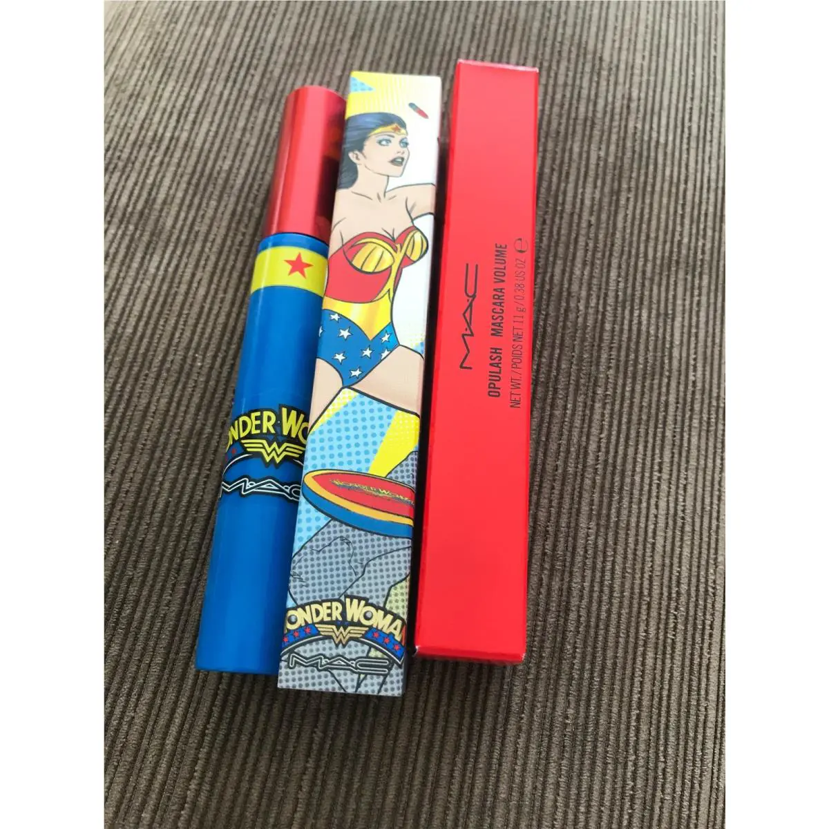 Mac Wonder Woman Opulash Mascara Volume “army Of Amazons” Green Rare —