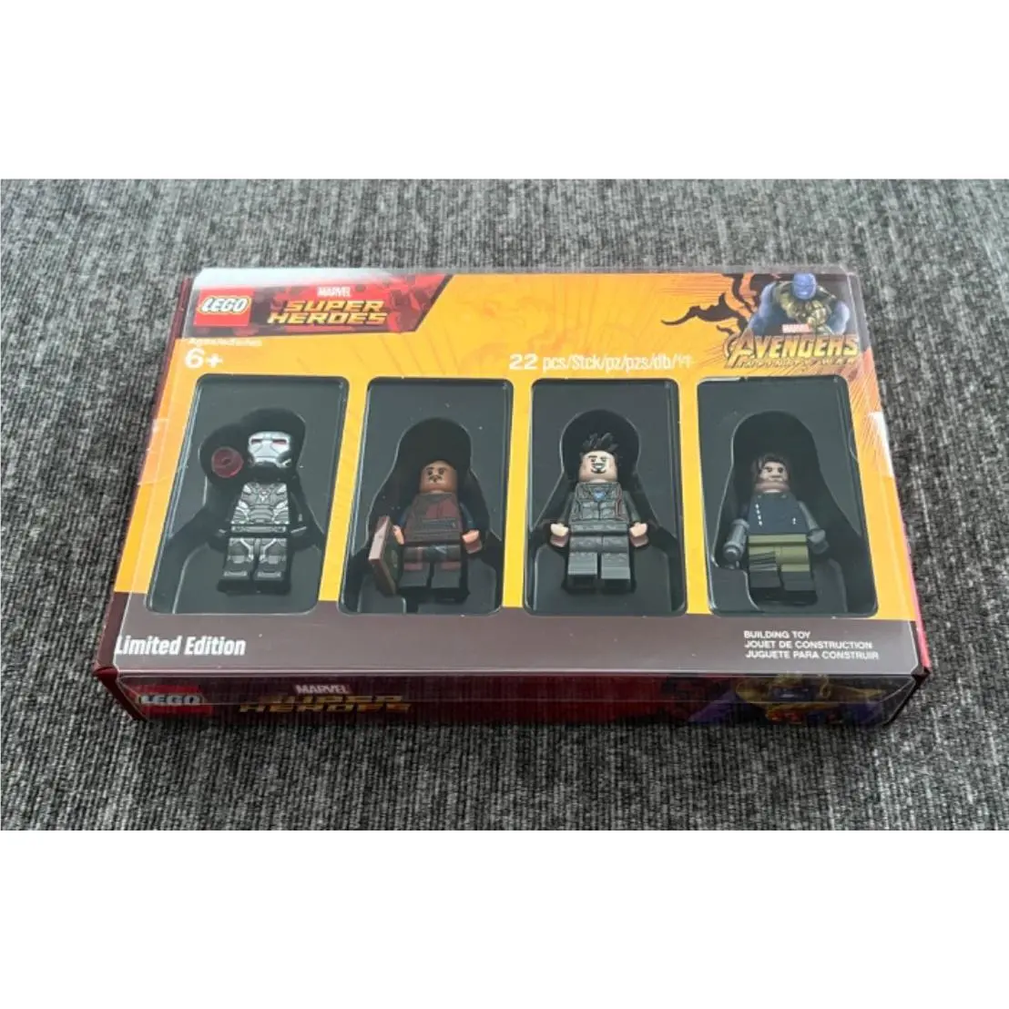 Lego Bricktober: Marvel Super Heroes Minifigure Collection 5005256 - Nisb