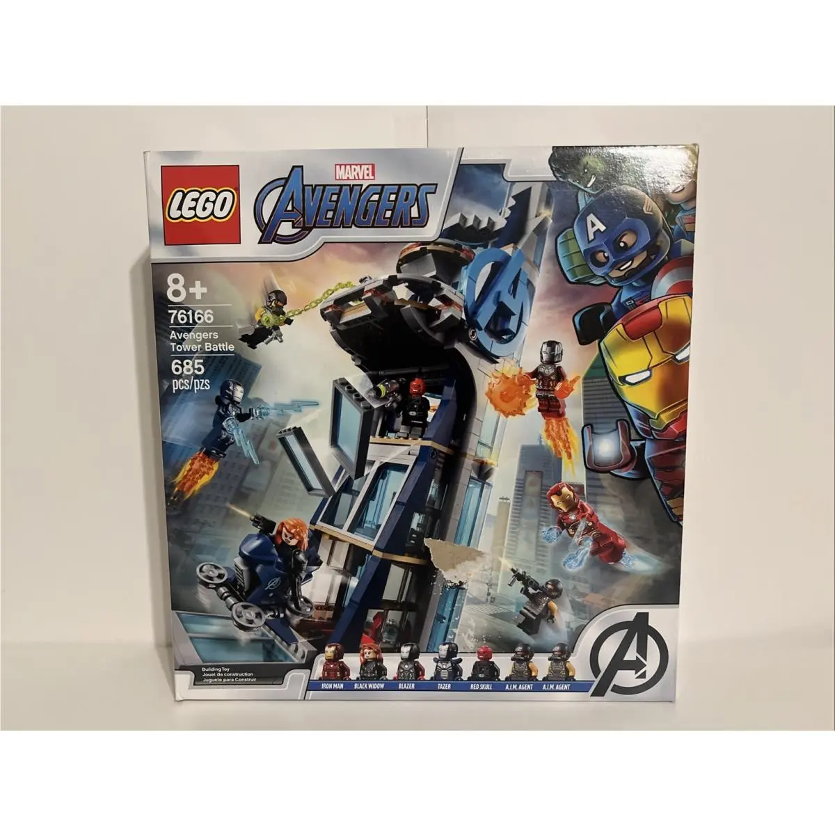 Lego Marvel Avengers Tower Battle 76166 Set 685 Pieces