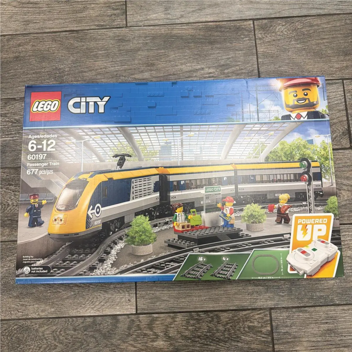 Lego City : Passenger Train 60197 - Retired - In Box