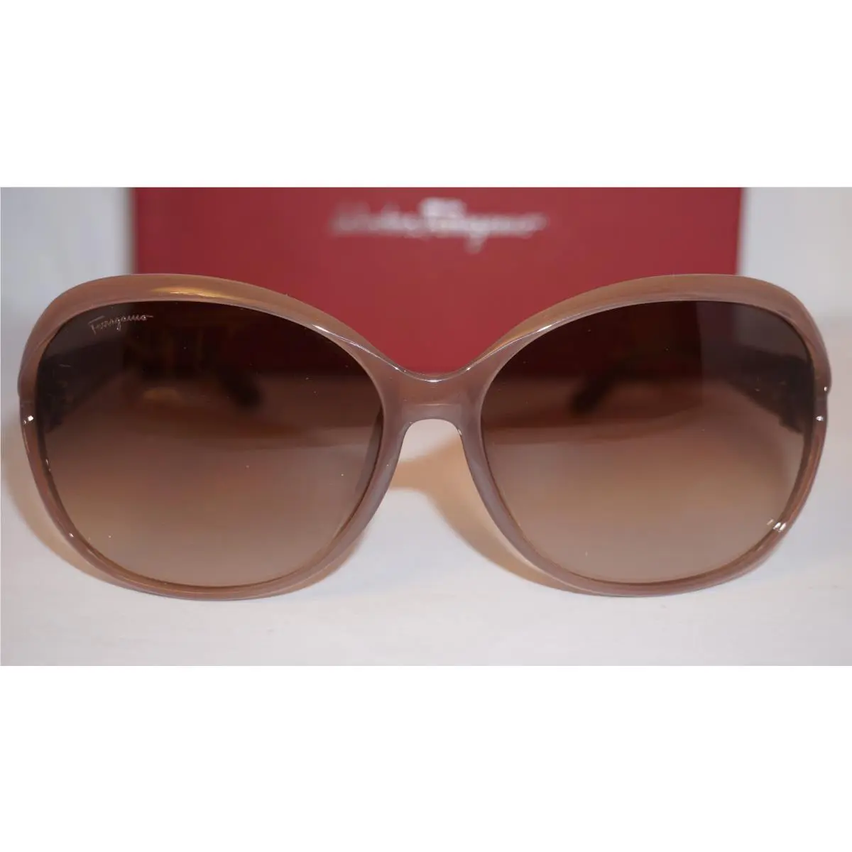 Salvatore Ferragamo Sunglasses Oval Rose Brown SF770SA 665 61 15 135