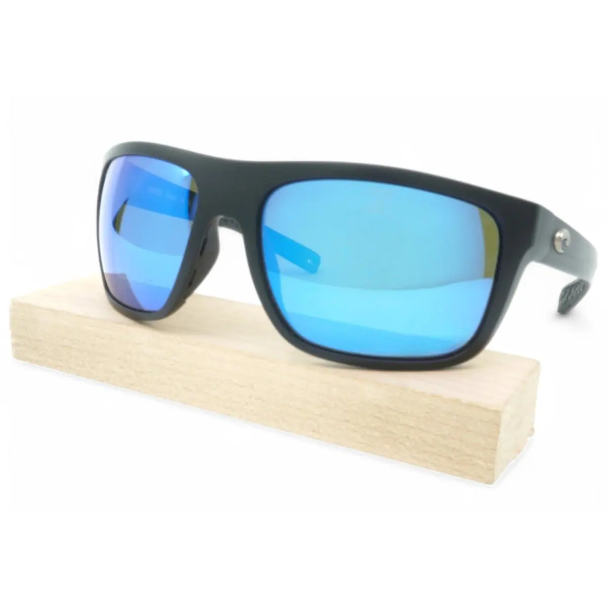 6S9021-20 Unisex Costa Broadbill Polarized Sunglasses - Frame: Black, Lens: Blue