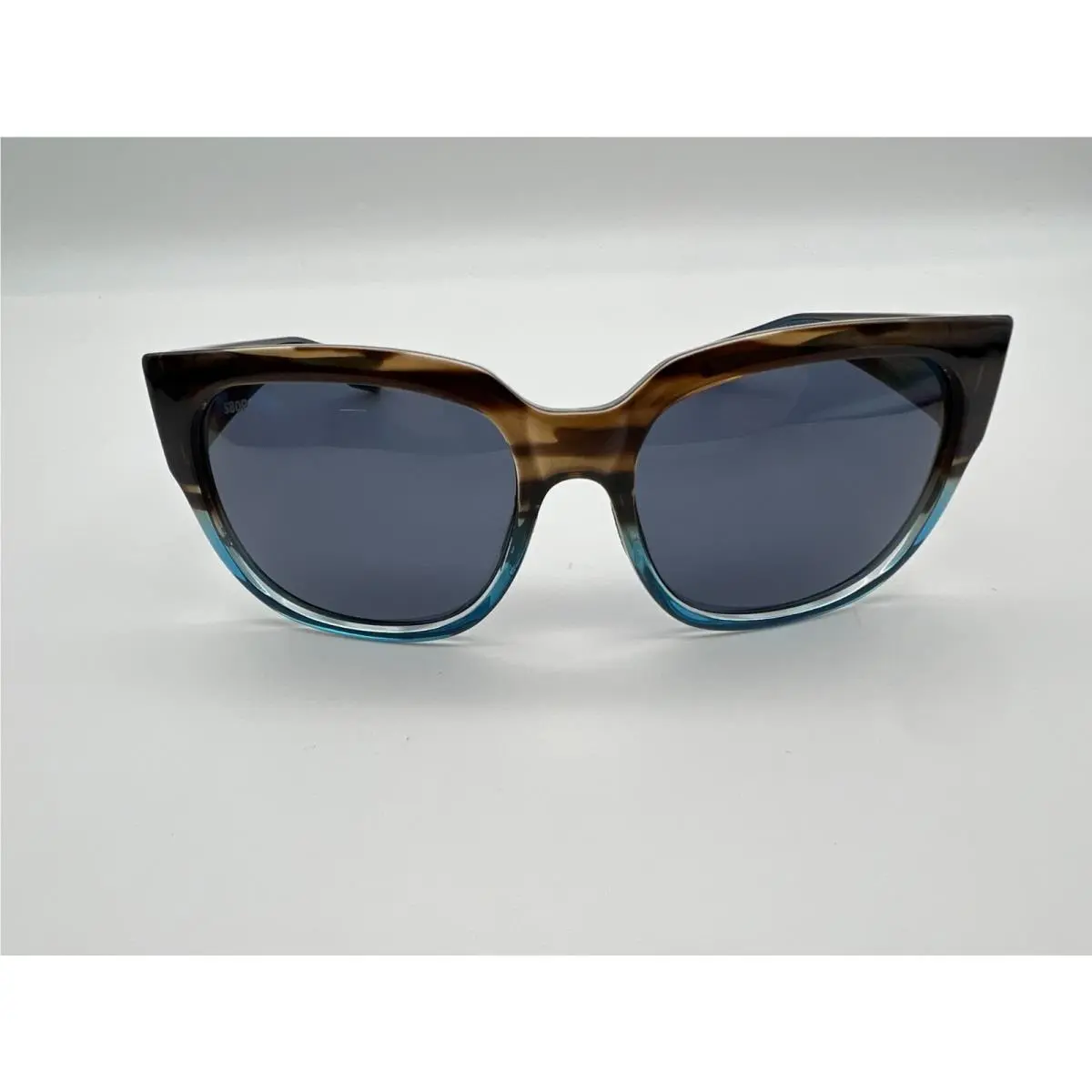 Waterwoman 2 Polarized Sunglasses Shiny Wahoo / Gray 580P by Costa Del Mar