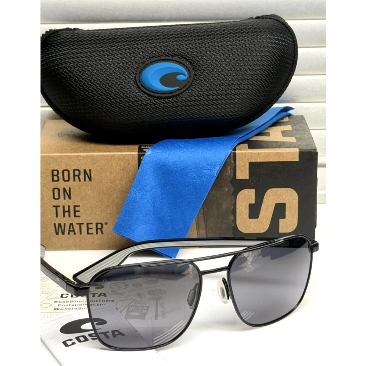Costa Del Mar Wader Polarized Sunglasses Black / Gray Gradient Glass 580G